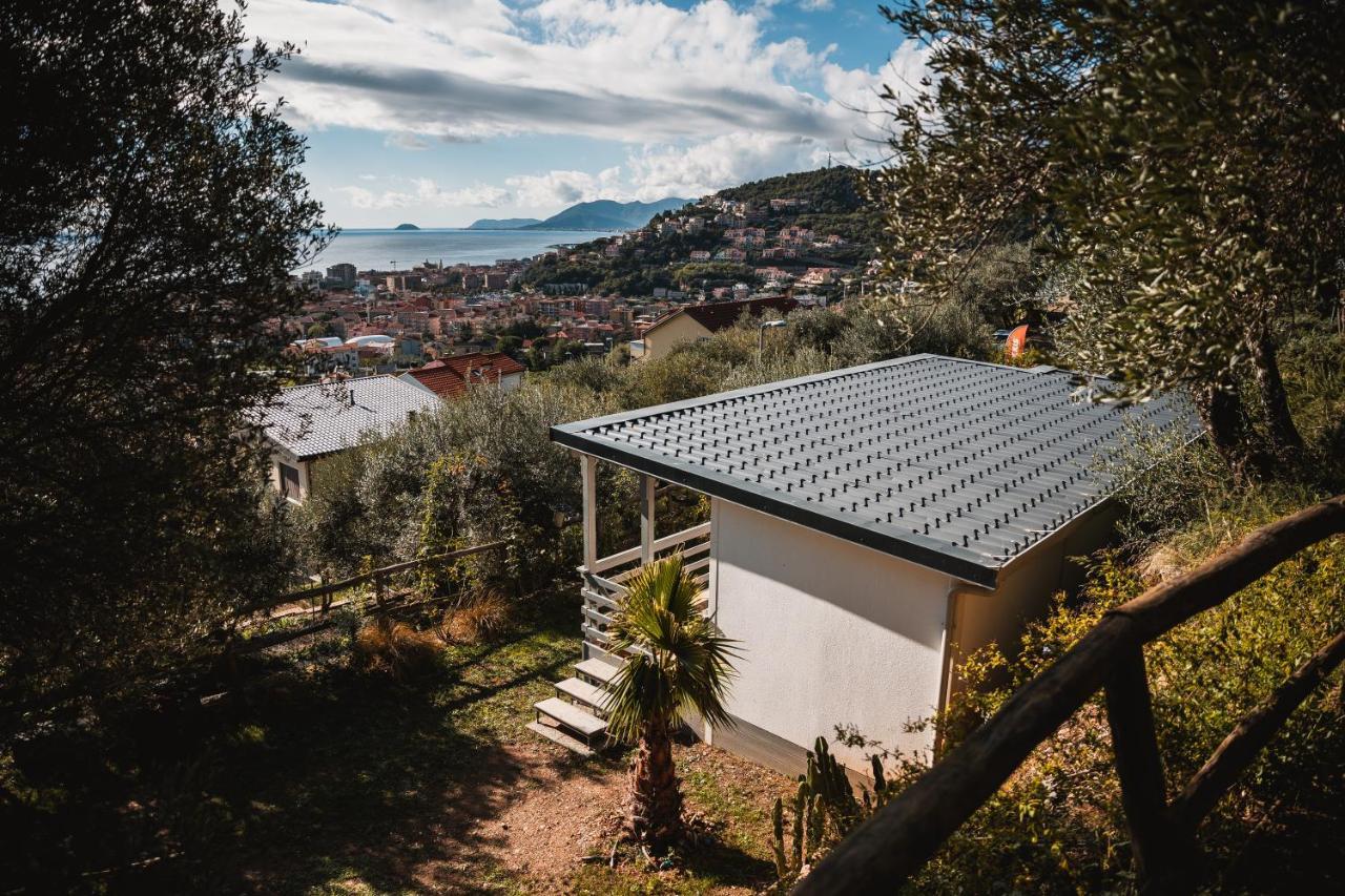 Agriturismo Rose Di Pietra Pietra Ligure Exterior photo